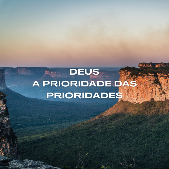 DEUS, a prioridade das prioridades, à luz de 2 Reis 4. Aprenda como colocar Deus no centro restaura, organiza e transforma todas as áreas da vida.